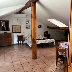 https://la-soffitta-di-maria.hotelitalianriviera.com
